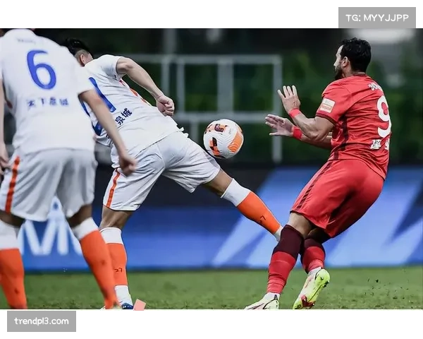 泰山防守体系在高原完全崩溃 三十分钟内连丢三球惨案